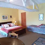 Les Hotes Du Paradis 3*