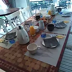 Les Hotes Du Paradis Bed & Breakfast 3*