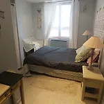 Les Hotes Du Paradis Bed & Breakfast