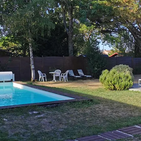 Les Hotes Du Paradis
