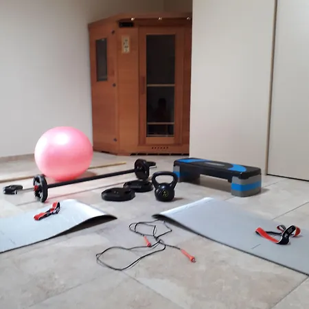 Les Hotes Du Paradis 3* Forgès