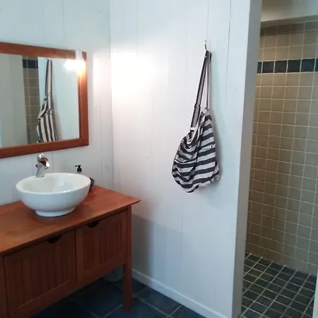 Les Hotes Du Paradis B&B Forgès