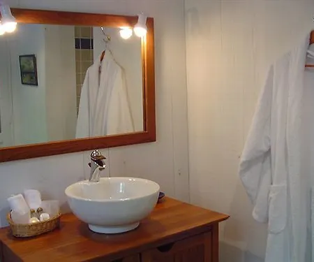 Les Hotes Du Paradis 3* Forgès